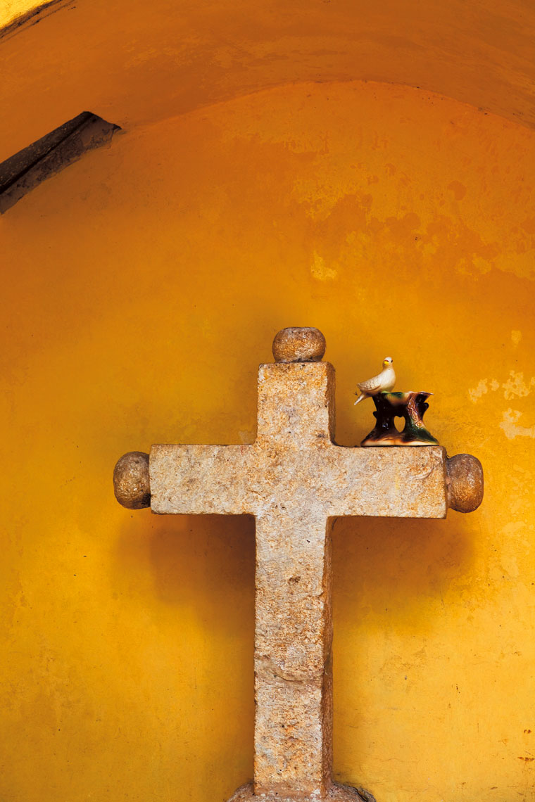 Church-of-Hermita-Santa-Isabel_CMYK